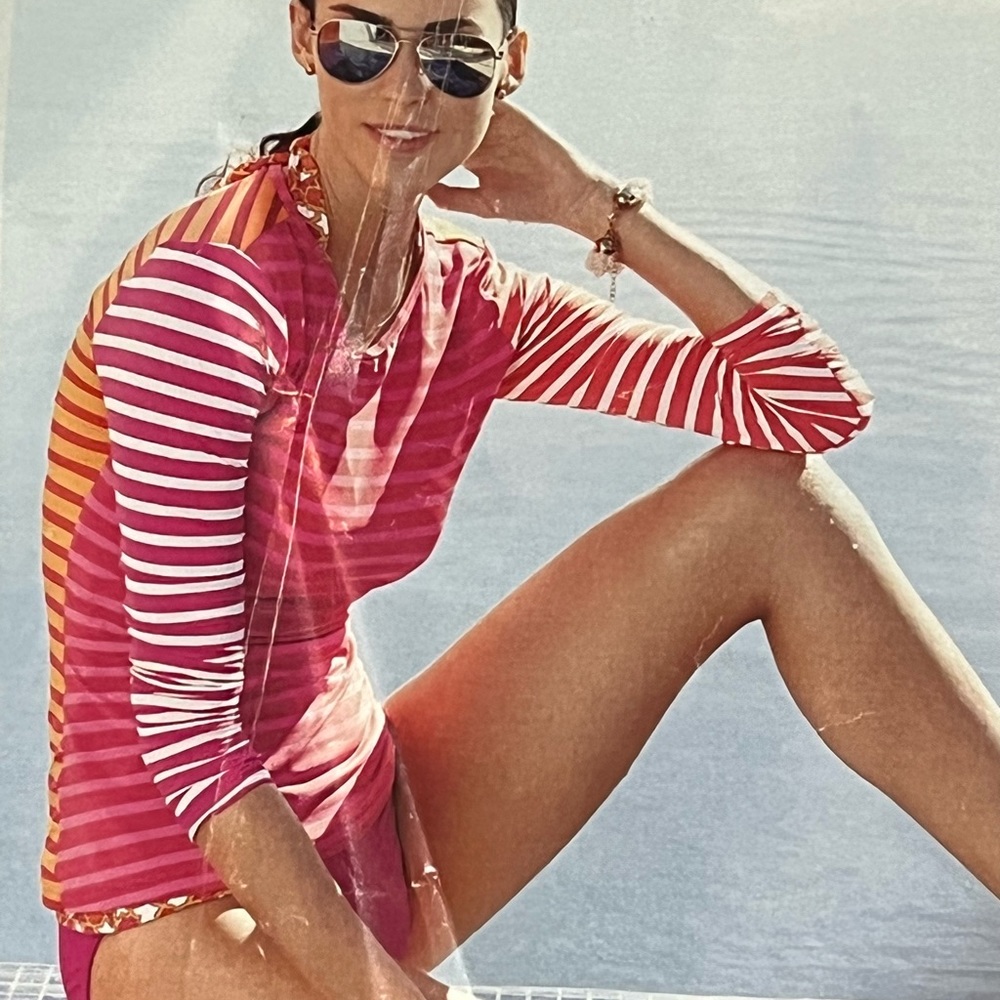 Lands’ End Swim Tee Long Sleeve UPF 50 Size Small Blue With White Polka Dots - Picture 4 of 7